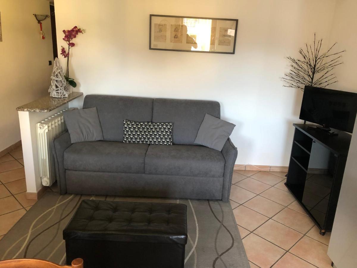 Casa Vacanze Nicoletta Аоста Экстерьер фото